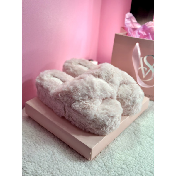 Домашні капці PINK Faux Fur Slippers Angel Pink